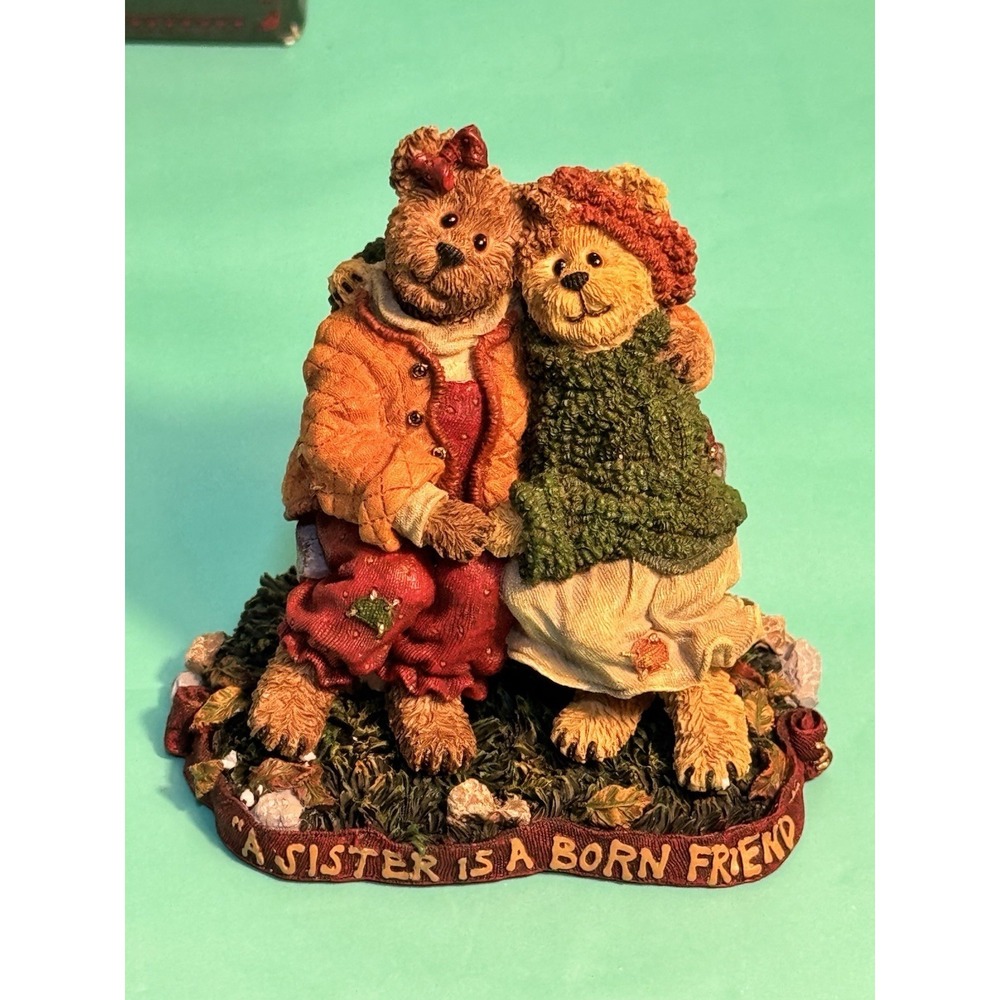 2003‎ Boyds Bears Diane & Joanie...Sisters Forever, Style #228409, New In Box